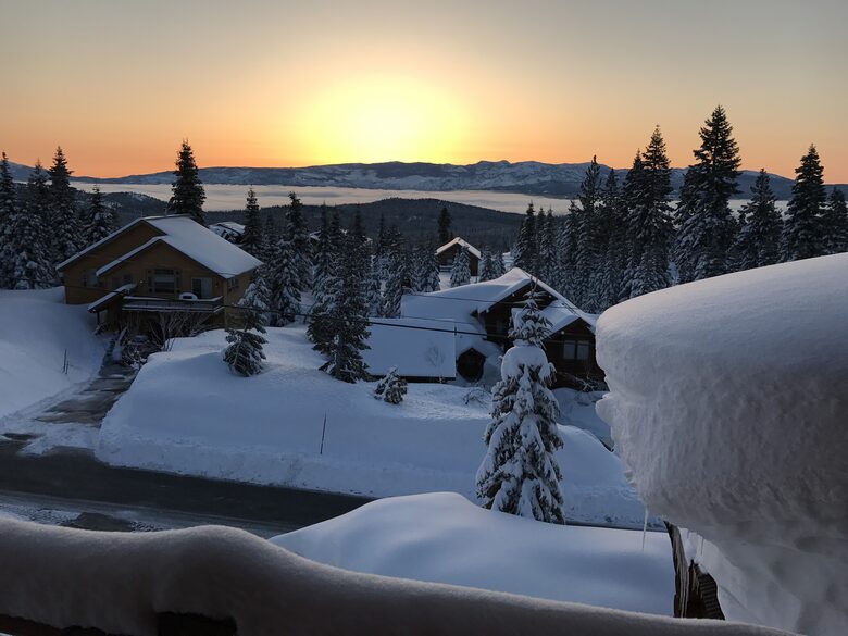 Truckee Moose Manor - Truckee, California