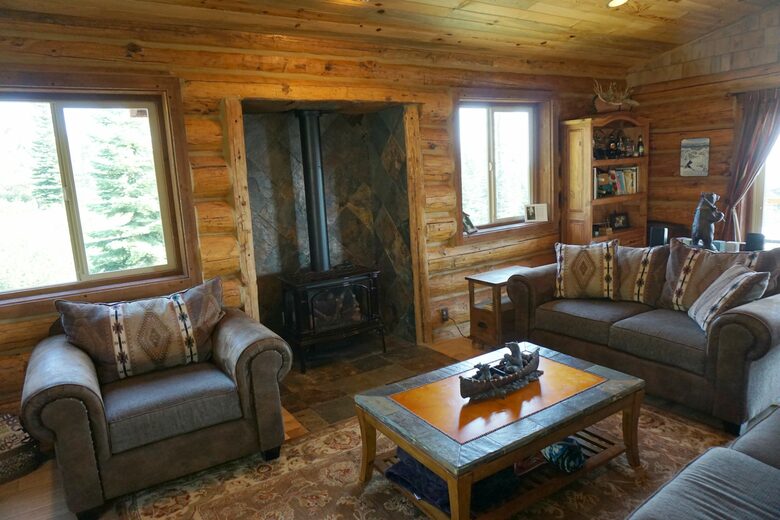 Truckee Moose Manor - Truckee, California