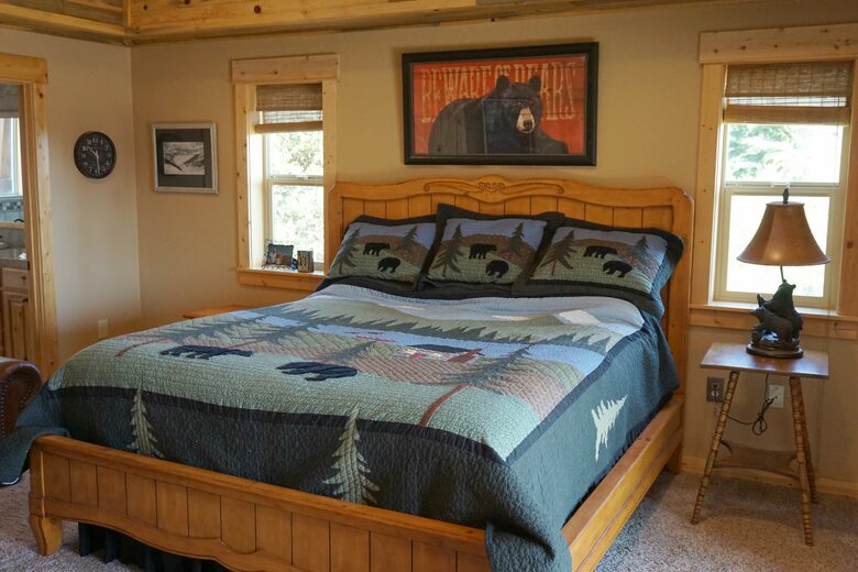 Truckee Moose Manor - Truckee, California