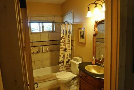 Truckee Moose Manor - Truckee, California