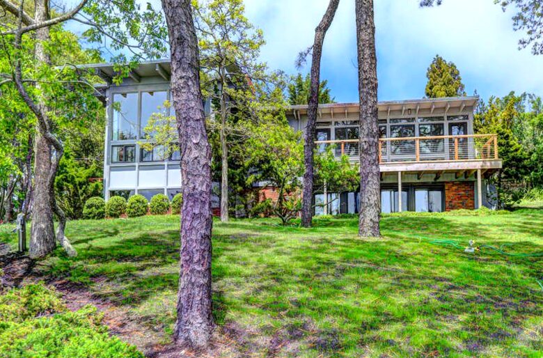 Aqua Paradise - Southampton, New York