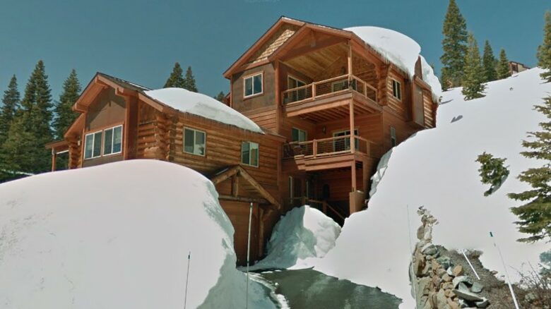 Truckee Moose Manor - Truckee, California