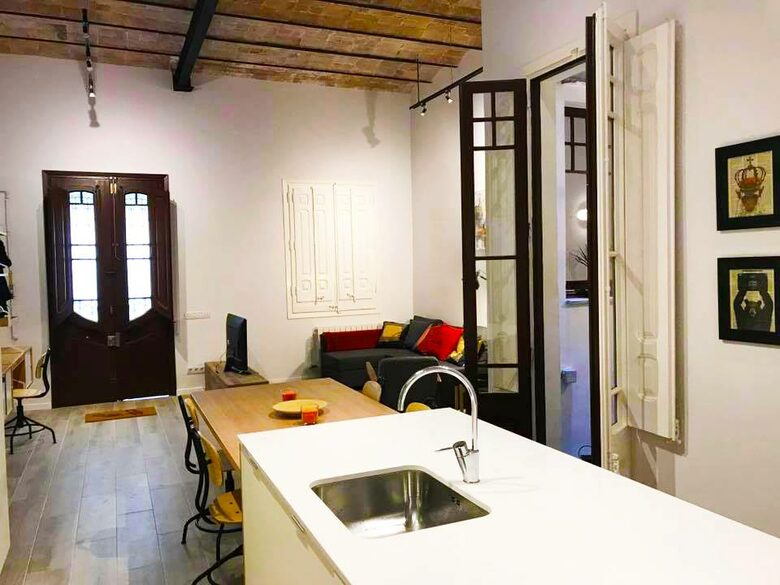 Chic Historic Residence in Amazing Location - Barcelona, Spain