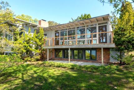 Aqua Paradise - Southampton, New York