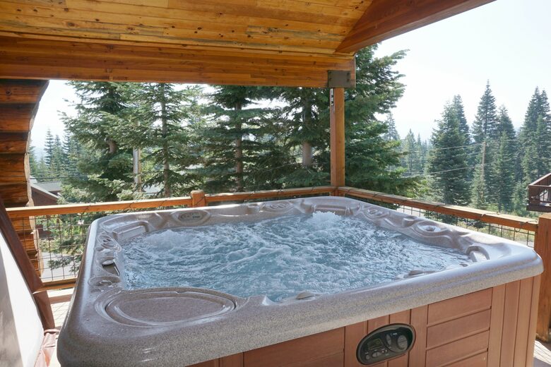 Truckee Moose Manor - Truckee, California