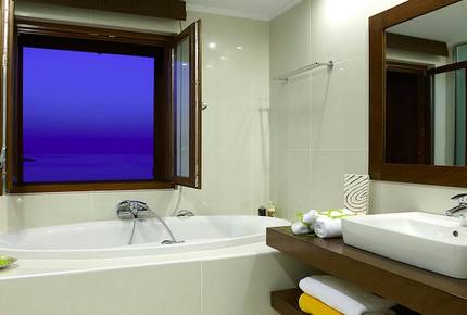 Villa Anemos exclusive location in West Crete breathtaking views - Almirida - Crete, Greece