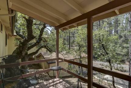 Quartz Cabin - Prescott, Arizona