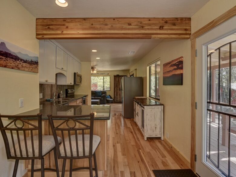 Quartz Cabin - Prescott, Arizona