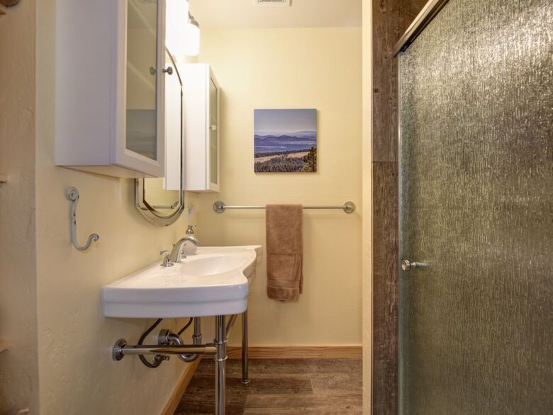 Quartz Cabin - Prescott, Arizona