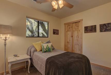 Quartz Cabin - Prescott, Arizona