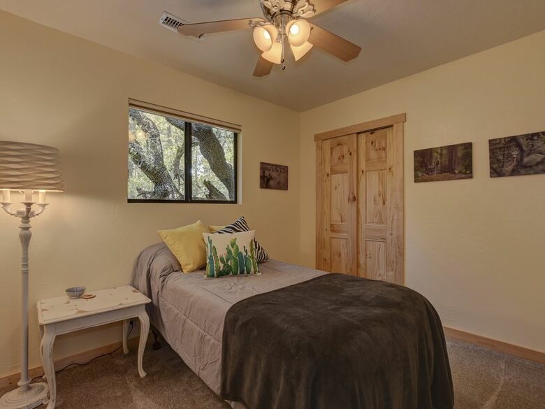 Quartz Cabin - Prescott, Arizona