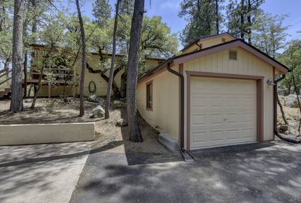 Quartz Cabin - Prescott, Arizona