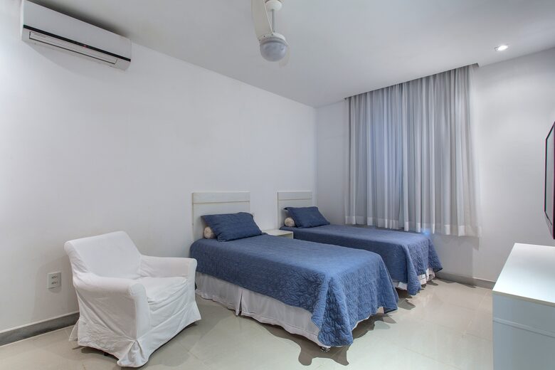 Barra do Jacuipe - Beach Front - Camaçari, Brazil