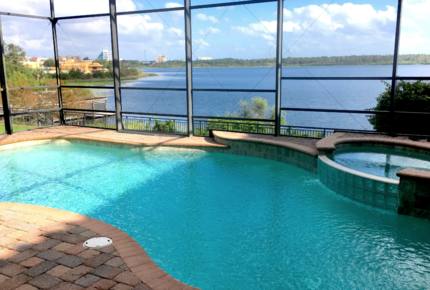Orlando Luxury Lakefront Escape - Orlando, Florida
