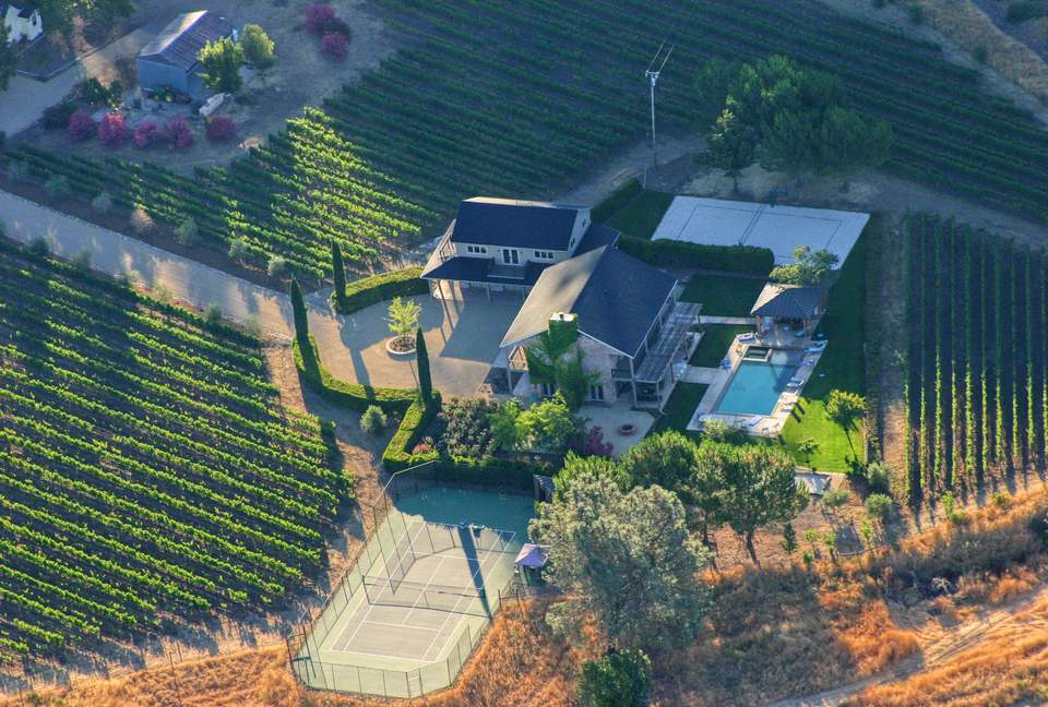 Villa Calistoga in Napa Valley Wine Country - Calistoga, California