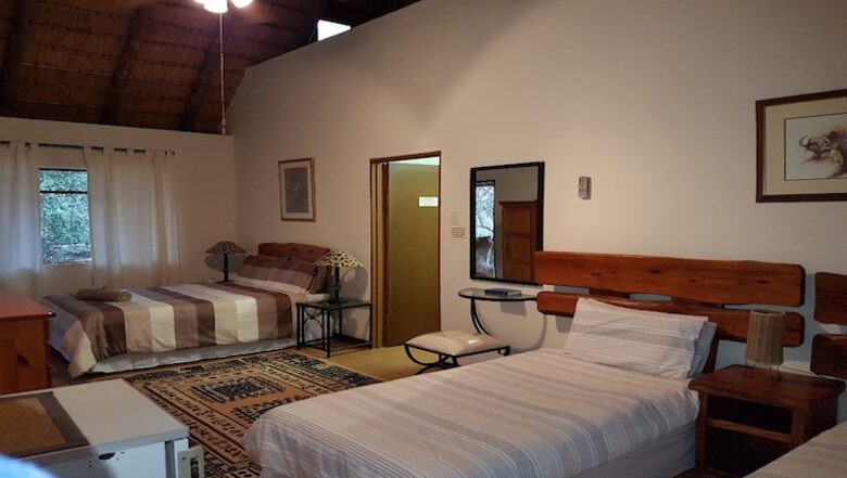 Family Suite at Mahlahla Game Lodge - Ofcolaco, South Africa