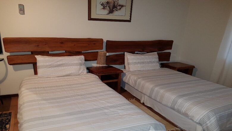 Family Suite at Mahlahla Game Lodge - Ofcolaco, South Africa