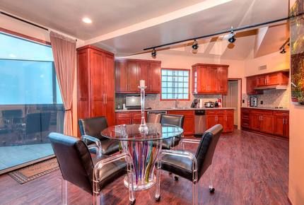 Hollywood Hills - Los Angeles, California