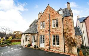 The White House - Scotland - Inverness, United Kingdom