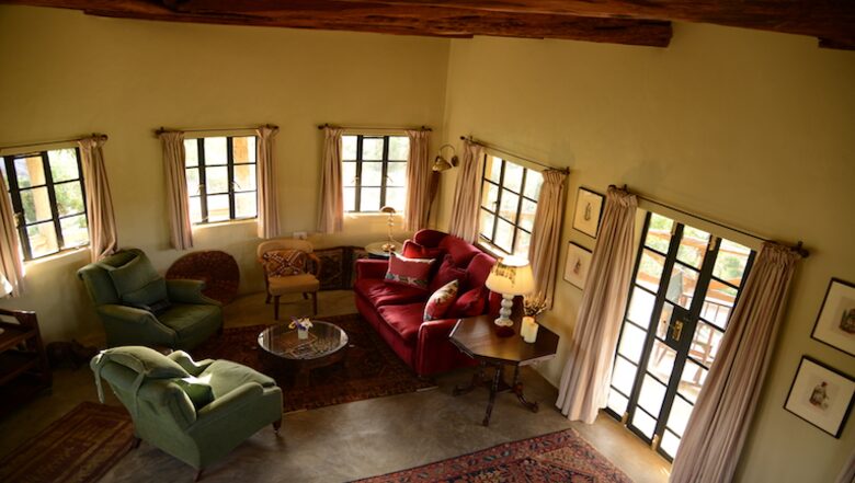 The Round House and Bunk Room at Olepangi Farm - all inclusive - Mt. Kenya - Timau, Kenya