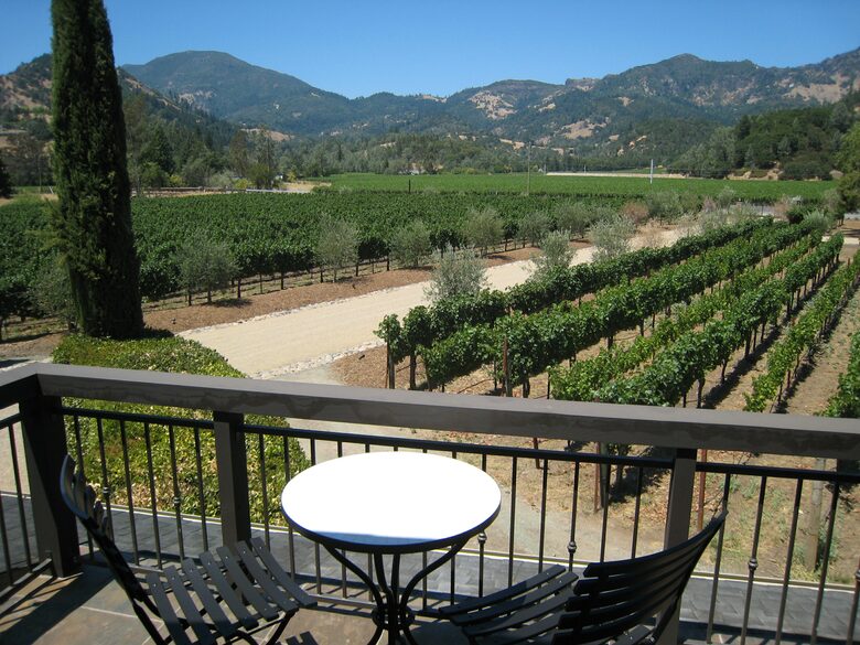 Villa Calistoga in Napa Valley Wine Country - Calistoga, California