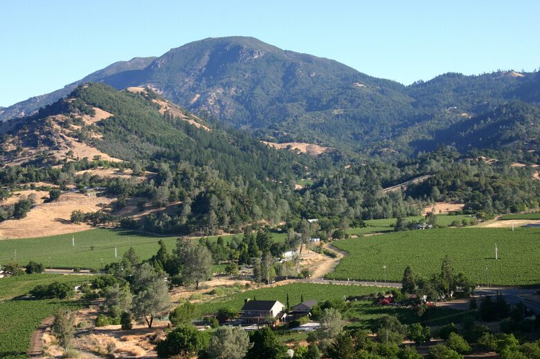 Villa Calistoga in Napa Valley Wine Country - Calistoga, California