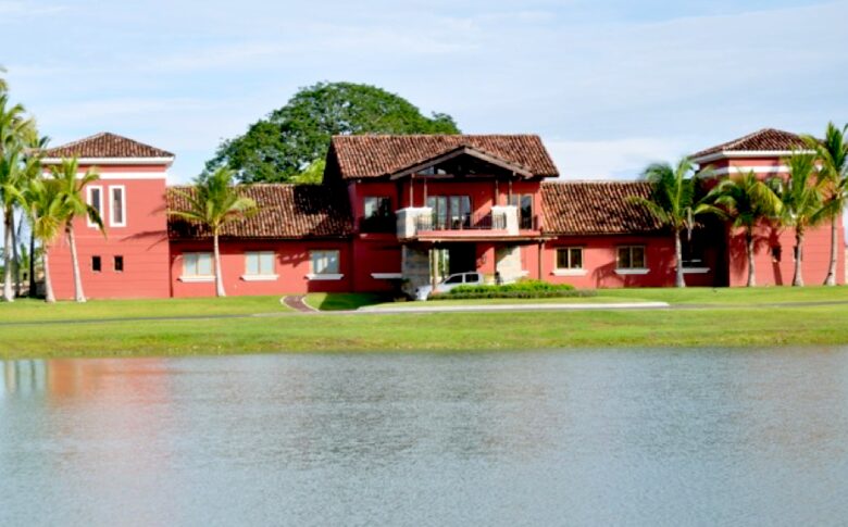Casa Real - Buenaventura, Panama