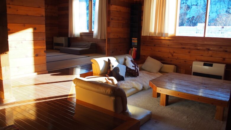 Woodpecker Chalet - Hakuba Village, Japan