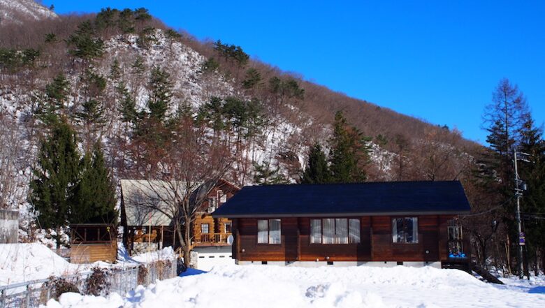 Woodpecker Chalet - Hakuba Village, Japan