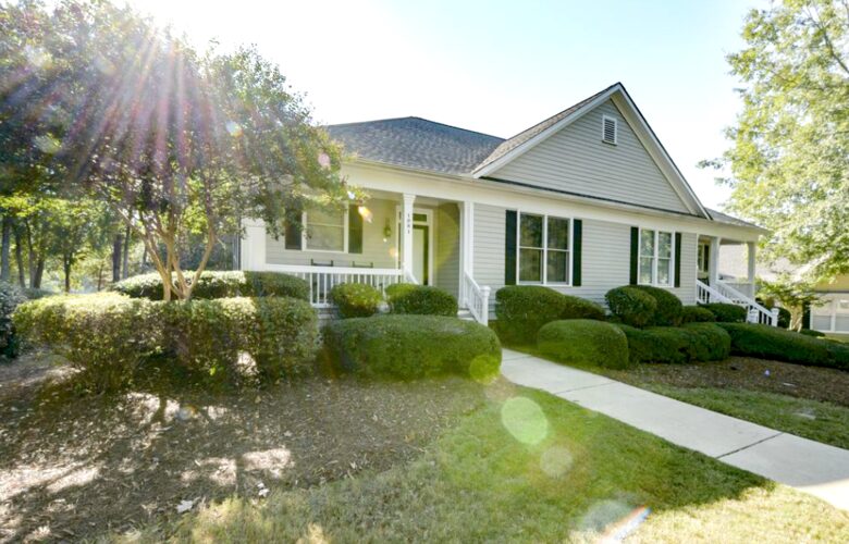 Fishtales Lakefront Lodge - Greensboro, Georgia