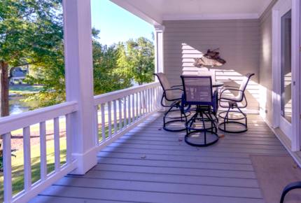 Fishtales Lakefront Lodge - Greensboro, Georgia