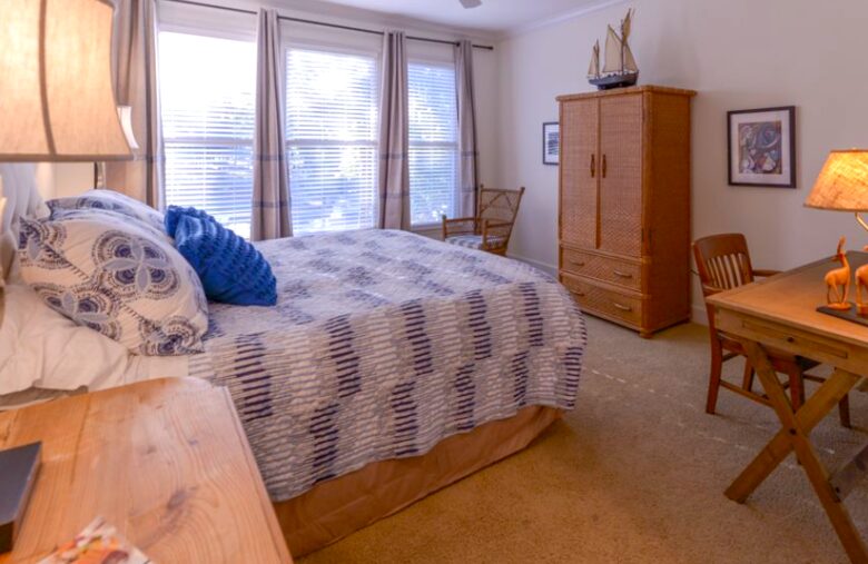 Fishtales Lakefront Lodge - Greensboro, Georgia