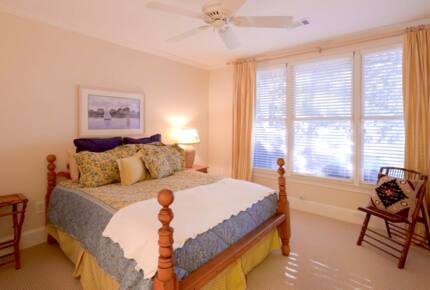 Fishtales Lakefront Lodge - Greensboro, Georgia