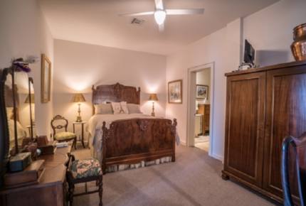 Elegant Warehouse District Penthouse - New Orleans, Louisiana