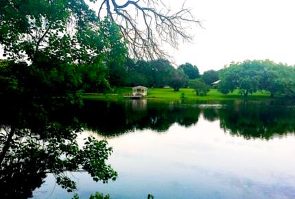 The Barndominium - As seen on HGTV's "Fixer Upper!" - Lacy-Lakeview, Texas