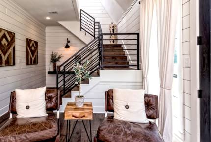 The Barndominium - As seen on HGTV's "Fixer Upper!" - Lacy-Lakeview, Texas