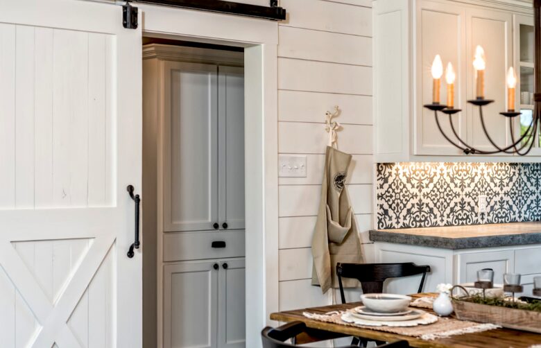 The Barndominium - As seen on HGTV's "Fixer Upper!" - Lacy-Lakeview, Texas