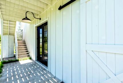 The Barndominium - As seen on HGTV's "Fixer Upper!" - Lacy-Lakeview, Texas
