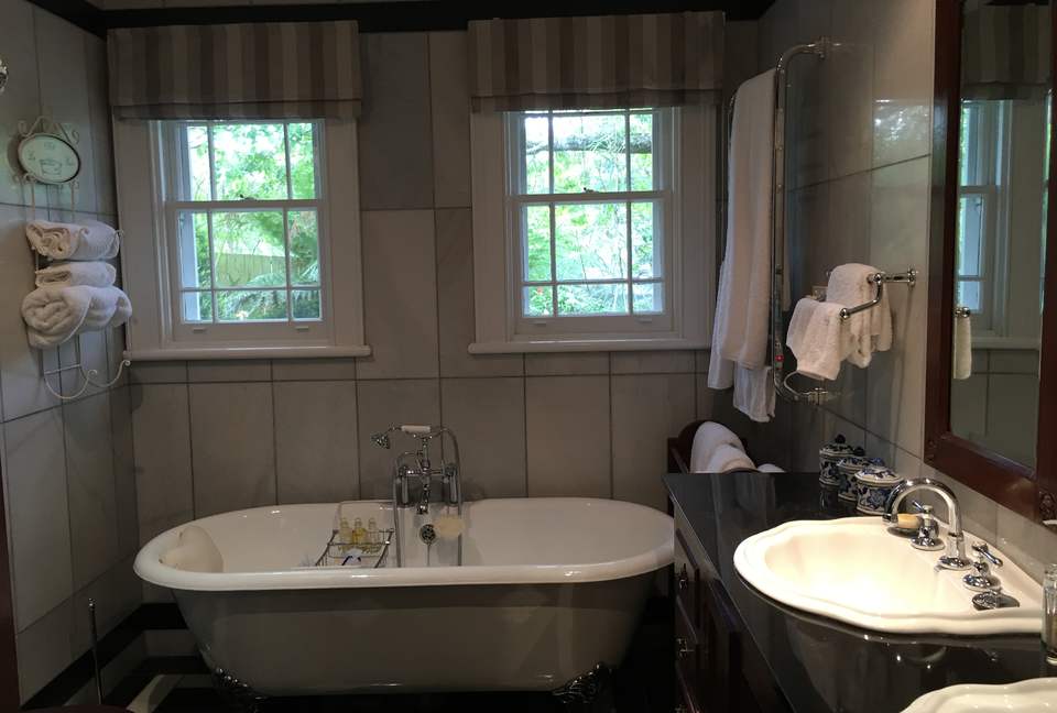 The Stone House - Perth Tasmania, Australia