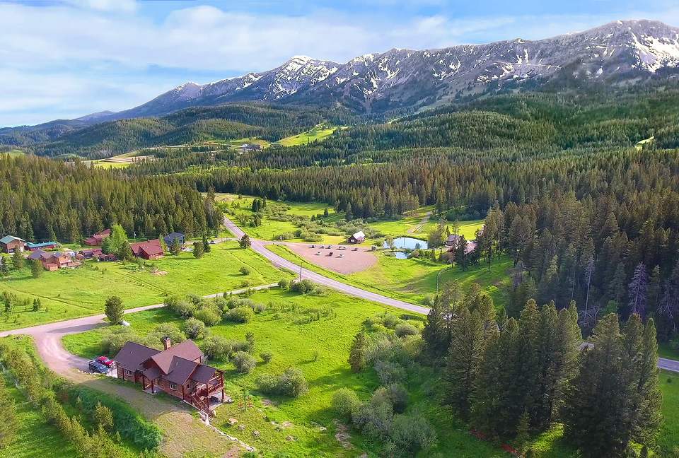 Bridger Vista Lodge - Escape to rural Montana - Bozeman, Montana