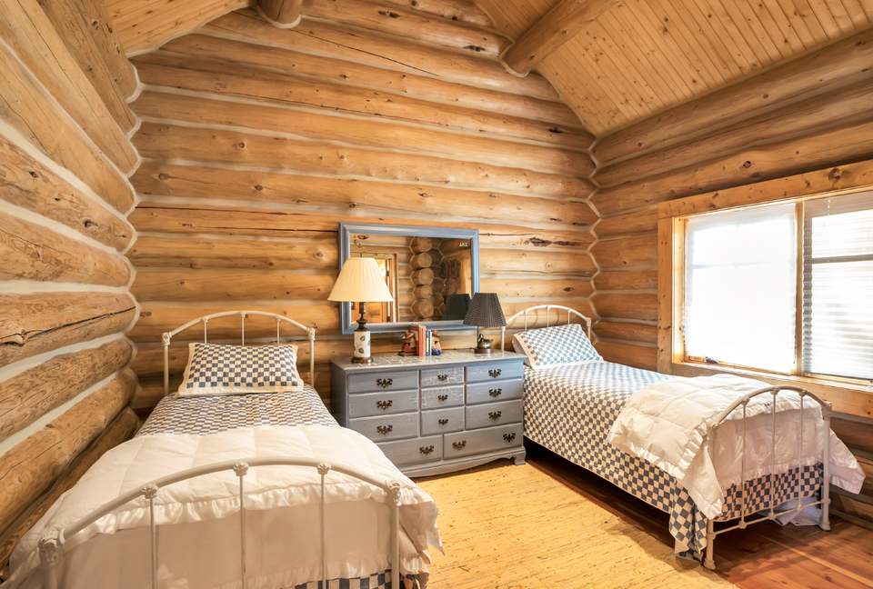 Clifftops Bluff Cabin - Monteagle, Tennessee