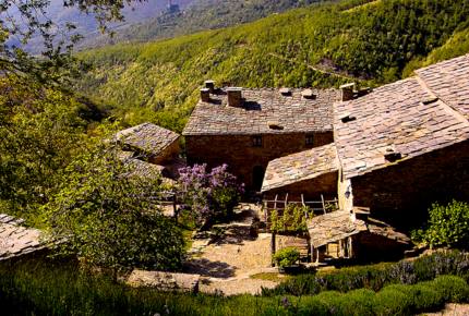 Borgo di Vagli - Two Bedroom Residence - Cortona, Italy