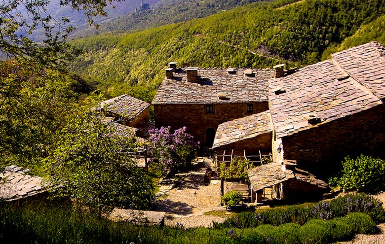 Borgo di Vagli - Two Bedroom Residence - Cortona, Italy