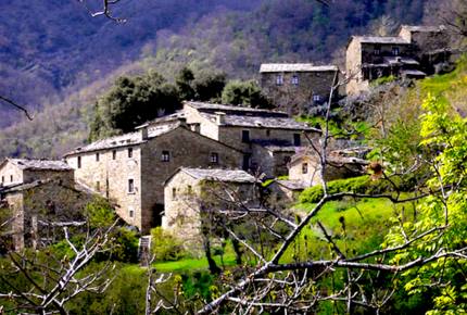 Borgo di Vagli - Two Bedroom Residence - Cortona, Italy