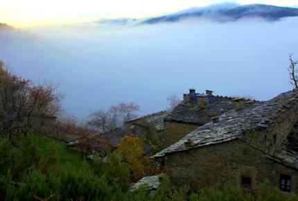 Borgo di Vagli - Two Bedroom Residence - Cortona, Italy