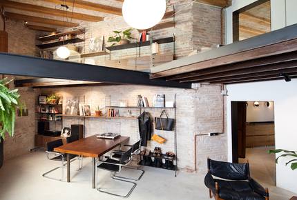 Stylish Apartment in Central Barcelona - Barcelona, Spain