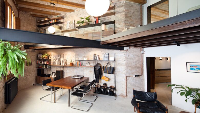 Stylish Apartment in Central Barcelona - Barcelona, Spain