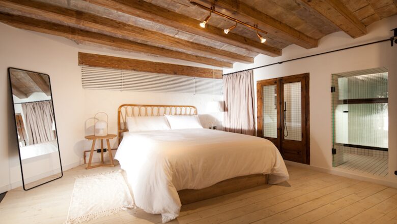 Stylish Apartment in Central Barcelona - Barcelona, Spain