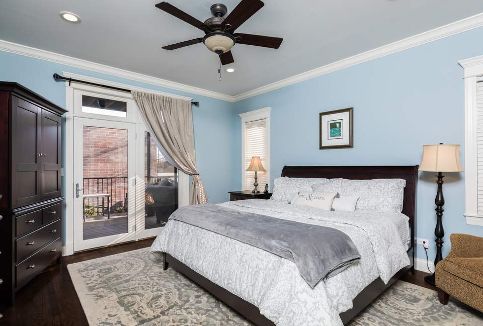 Lincoln Park Duplex - Chicago, Illinois