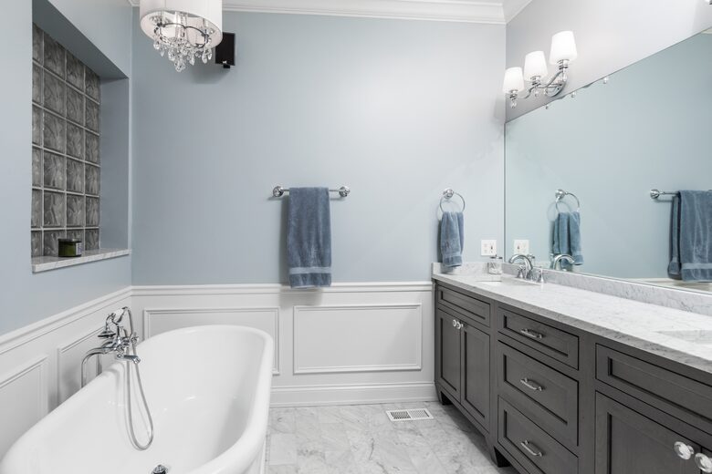 Lincoln Park Duplex - Chicago, Illinois